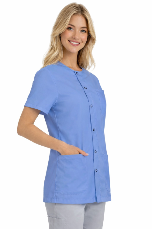 Żakiet medyczny damski zapinany na zatrzaski niebieski widok z boku.png