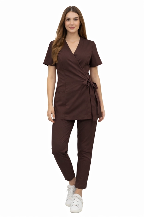 Komplet medyczny  kosmetyczny basic premium w kolorze czekolada.png